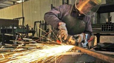 Sempre più persone a caccia di posti ma le assunzioni sono a termine e c'è gran penuria di specializzati
