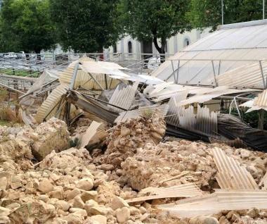 Un boato: addio alle Mura