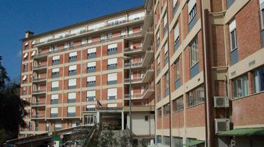 Agenti di commercio in sala operatoria: 11 indagati dai Nas di Livorno
