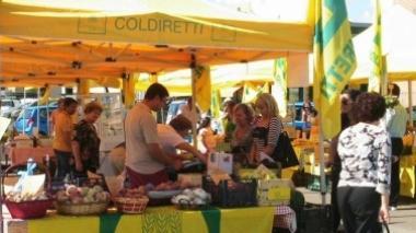 Un nuovo mercato di prodotti agricoli tutti i giovedì