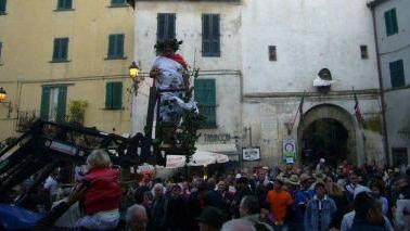 <b>SFILATA </b>Durante la Festa dell’Uva