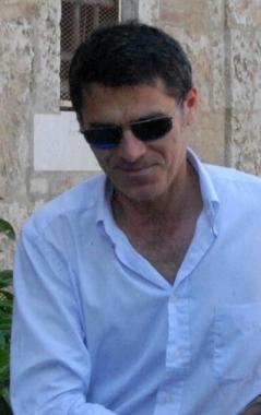 <strong>GIUDICE. </strong>Mezzaluna
