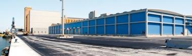 Il Reefer Terminal si affaccia sulla banchina del Canale Industriale 