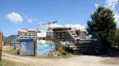 Marble hotel, 20 anni di lavori
