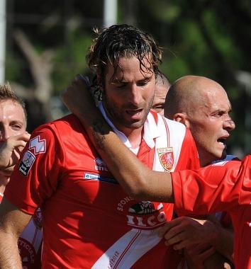 <b>A RIPOSO</b> Il bomber Nando Sforzini       