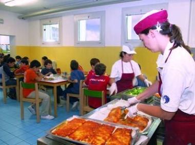 <b>SCUOLA. Lassessore Carmen Menchini e una mensa </b>