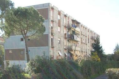 Alcune case popolari (foto darchivio) 