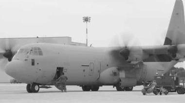 Lampedusa, la 46ª Brigata Aerea ha già trasportato 450 immigrati