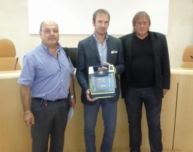 Cinque defibrillatori alle società sportive