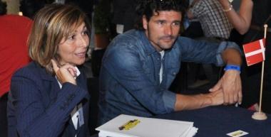 Monica Giuntini al tavolo contrattazioni