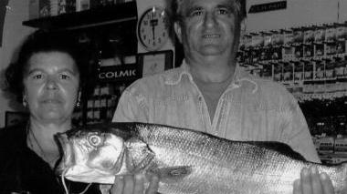 Una maxi-spigola pescata al Molo Novo
