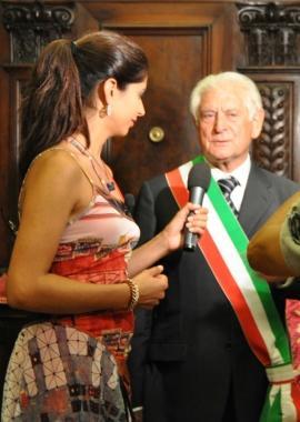 La troupe dal sindaco 