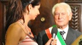 La troupe dal sindaco
