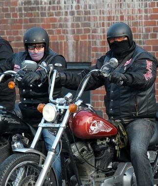 Bikers del gruppo Hells Angels   