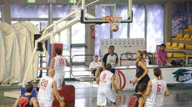Un’azione dell’ArcAnthea durante un’amichevole precampionato (Vip)