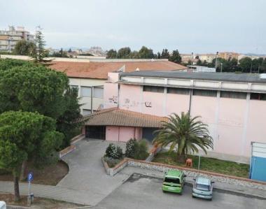Lingresso del teatro De Filippo di Cecina 