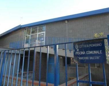 La piscina comunale di Piombino