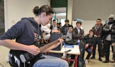 I presidi: «Protestate ma senza occupare le scuole