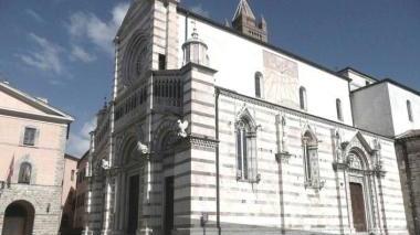 <b>LA RAMPA </b>per disabili accanto al duomo nel progetto vincitore del concorso
