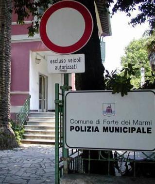 <b>MUNICIPALE.</b> La sede del comando a Vittoria Apuana  