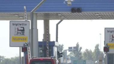 Rincari di dieci centesimi su alcune tratte autostradali