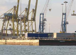 Abuso d'ufficio per il pontone noleggiato, chiusa l'inchiesta su Port Authority
