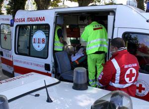 Ubriaca e contromano, poi minaccia di uccidersi, denunciata statunitense