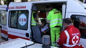 Ubriaca e contromano, poi minaccia di uccidersi, denunciata statunitense