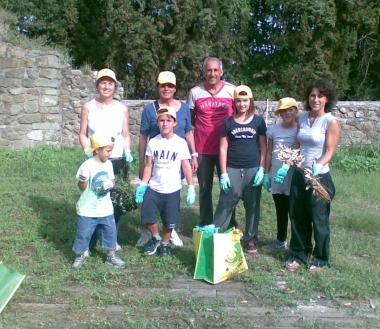 Alcuni dei protagonisti di Puliamo il mondo alla Rocca 