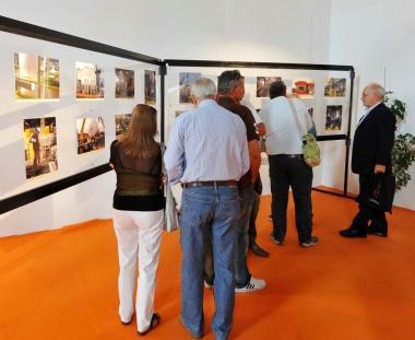 Un momento dellinaugurazione della mostra 