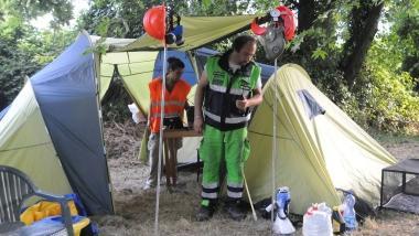 Pacini (nella foto anche sopra) in un campo base 
