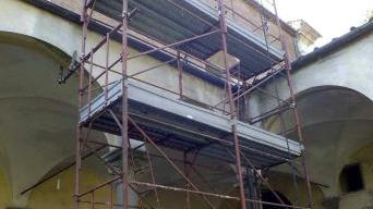 Cantiere in San Francesco per il tetto pericolante