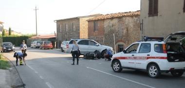 I rilievi della polizia municipale di Porcari dopo il tragico scontro (Vip)                