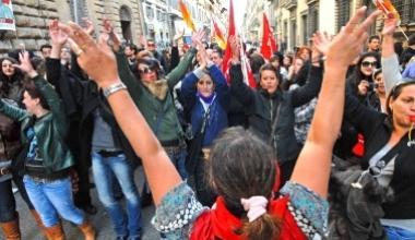 Ex Answers, dal 1º ottobre 437 persone a casa