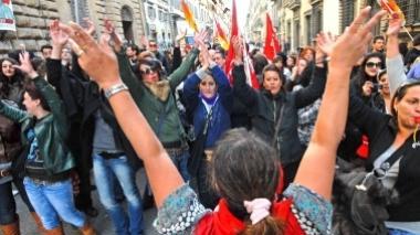 Ex Answers, dal 1º ottobre 437 persone a casa