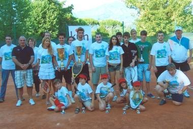 I talenti in erba del tennis versiliese in campo al Memorial Salteri 