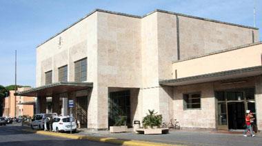Rapinato di notte in stazione a Viareggio, 2 arresti