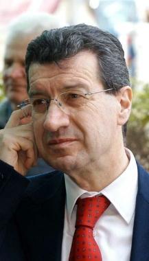 <b>POLITICO E SCRITTORE </b>Vannino Chiti 