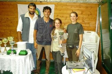 Emma Fiordispina con il trofeo conquistato 