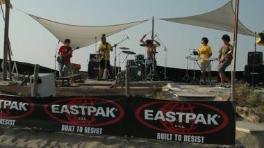 Musica, surf e solidarietà: arriva il Maremoto