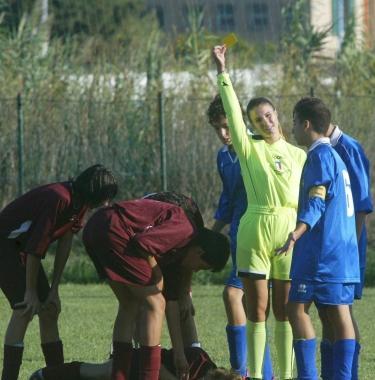 <b>GREEN CARD.</b> E la regola che offre la possibilit&agrave; allarbitro di una gara della scuola calcio di premiare chi si &egrave; distinto per unazione di gioco leale   