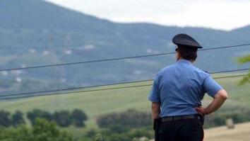 Un controllo dei carabinieri nella campagna di Santa Luce
