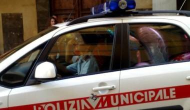 Piazza del Duomo, negozi e locali multati per occupazione abusiva di suolo pubblico