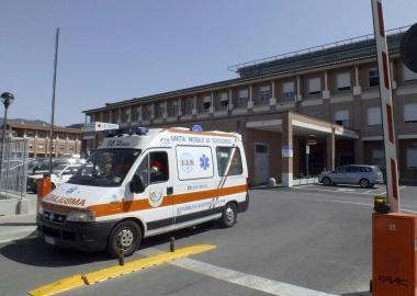 Unambulanza al pronto soccorso 