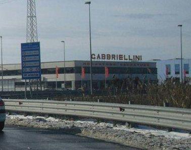 Fanno shopping gratis per 450 euro