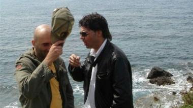 In basso Zeb con l’amico e mecenate Filippo Lotti A destra Lorenzo Sarti