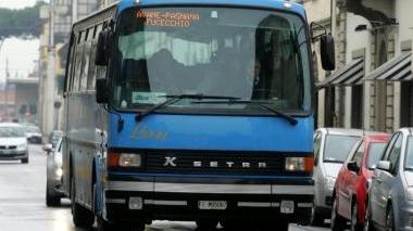 Un autobus sulla linea per Fucecchio