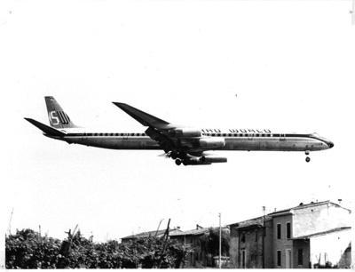 Il primo volo da bimba e il cargo che sfiora le case vincono il concorso “I tuoi cento anni di aviazione”