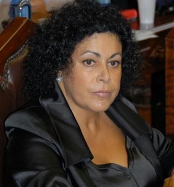 <b>IL DOLORE.</b> Della dirigente scolastica Anna Maria Carbone che seguiva da anni il ragazzino a destra la scuola media di Manciano     