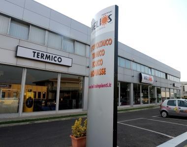 <b>HELIOS. </b>La sede dell azienda         